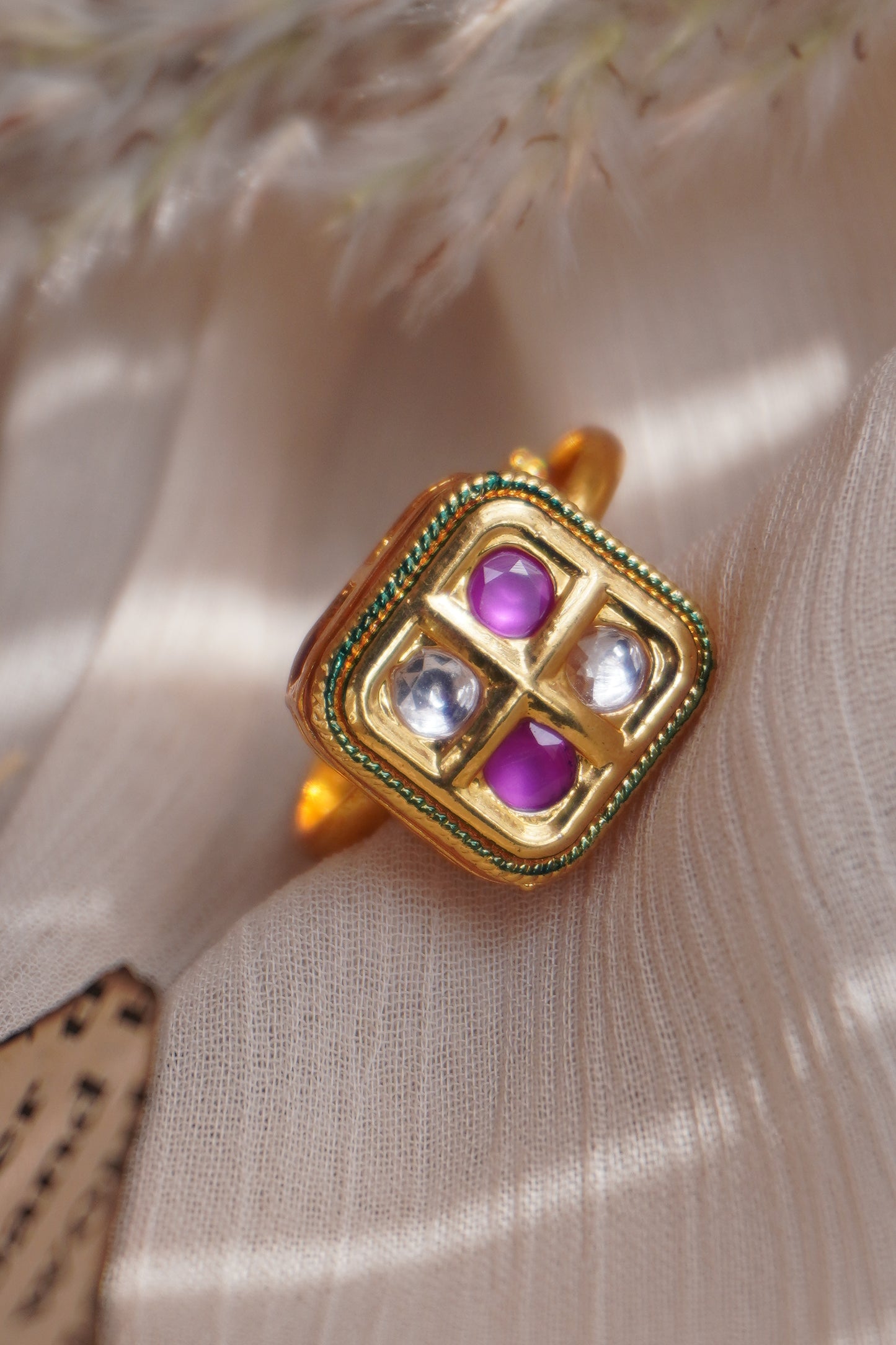 Radiant Edge Kundan Ring