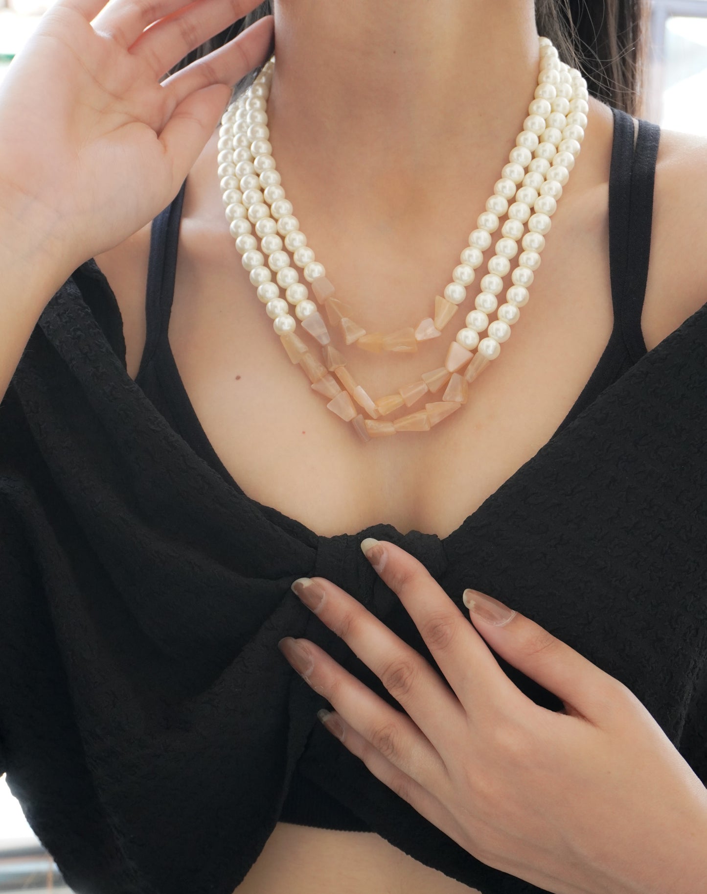 Nayra Layered Pearls Necklace