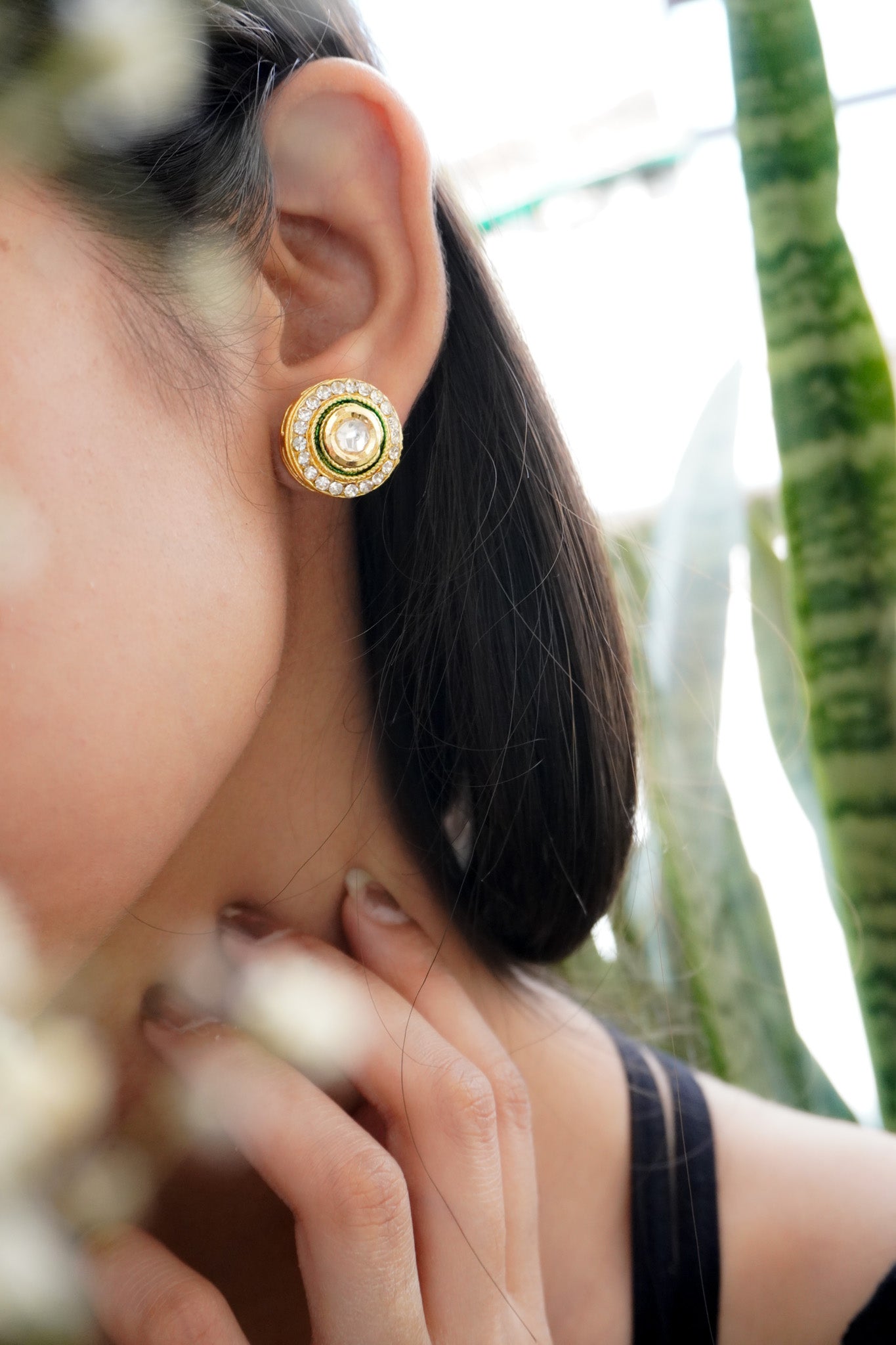 Ruhani Kundan Stud Earrings