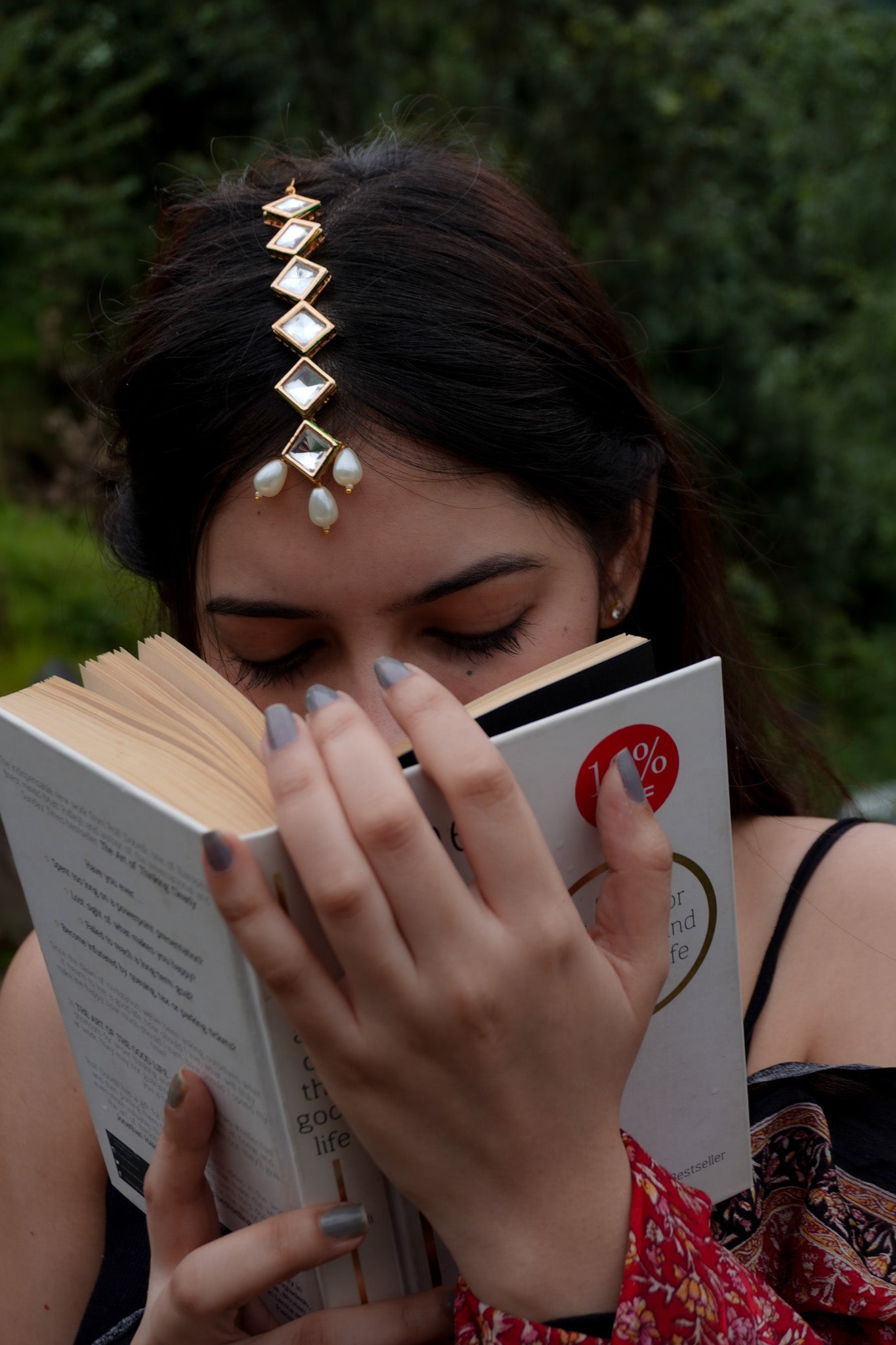 Aafreen Kundan and Pearls Maangtikka