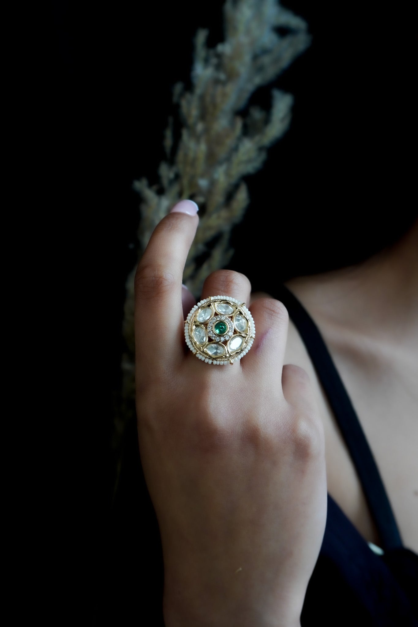 Vasantika kundan ring