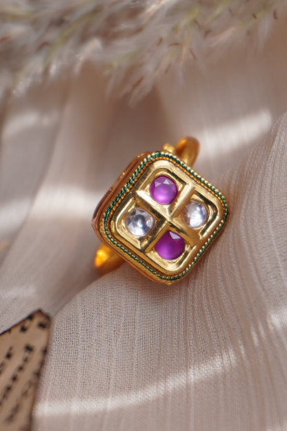 Radiant Edge Kundan Ring