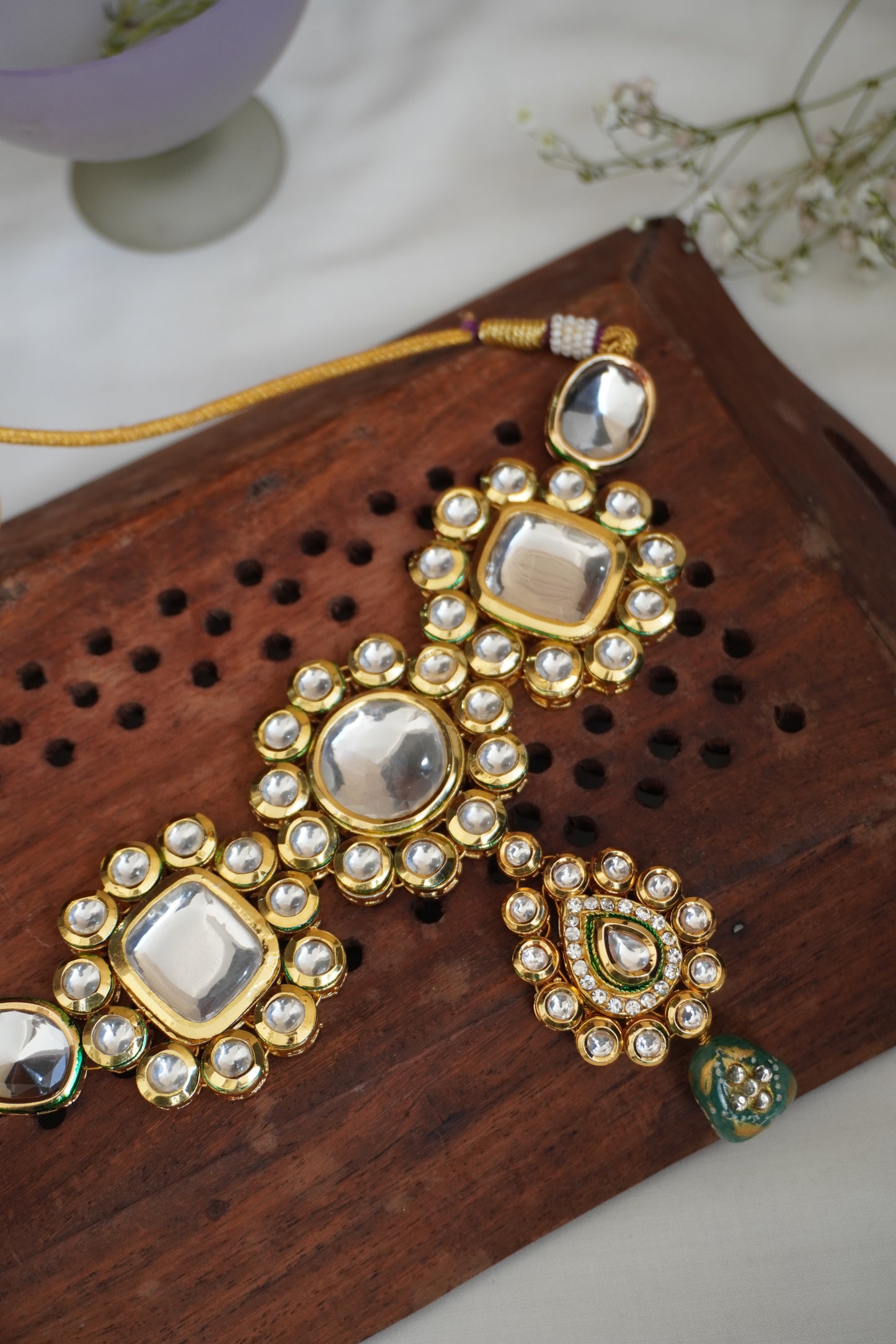 Sumati Kundan Choker Necklace