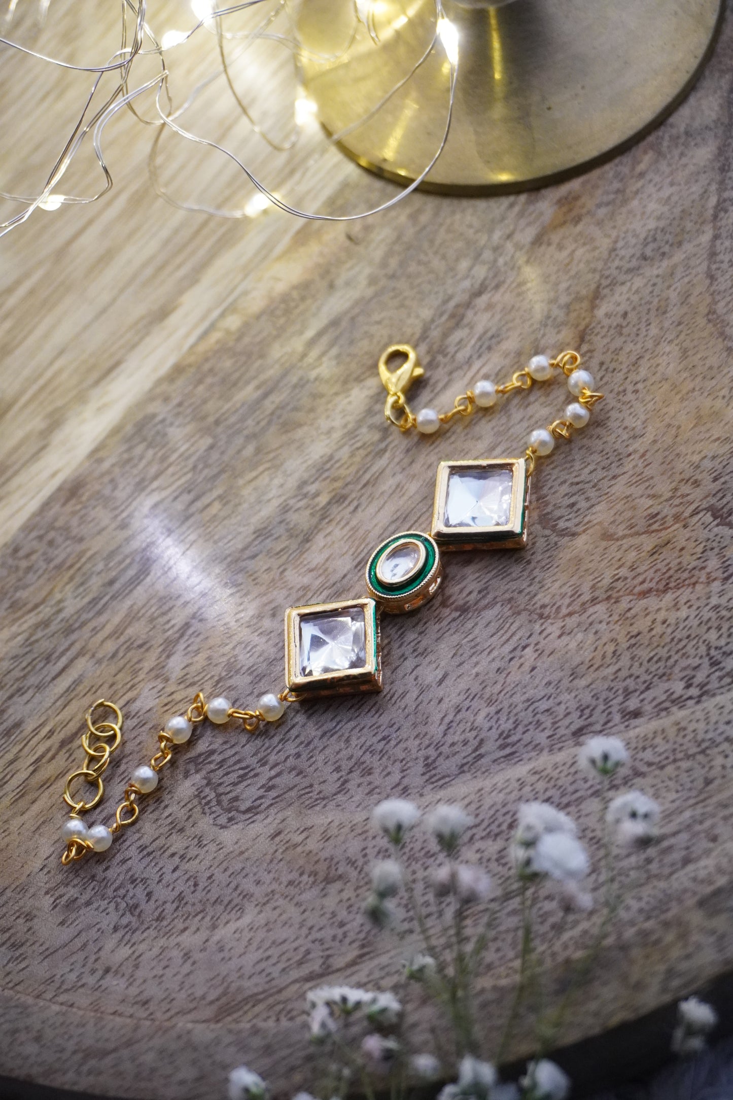 Tejasvi kundan bracelet
