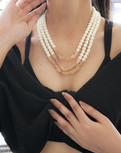 Nayra Layered Pearls Necklace