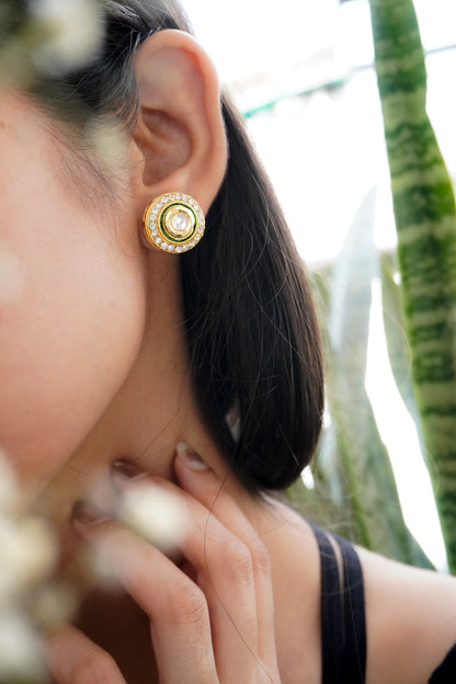 Ruhani Kundan Stud Earrings
