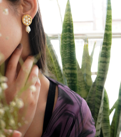 Daarya Kundan Earrings