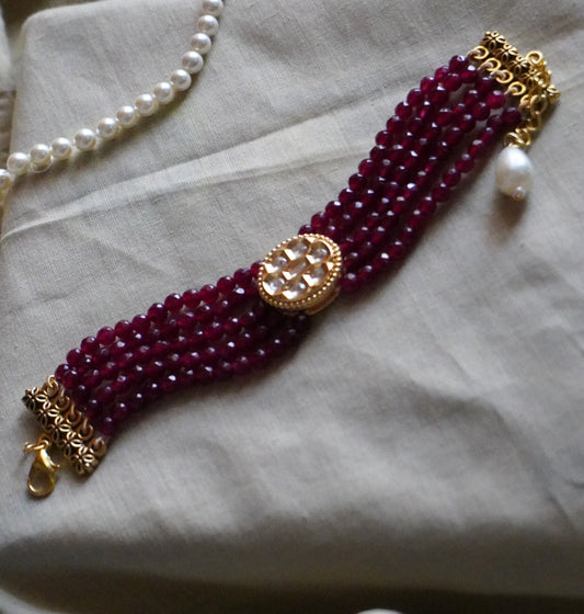 Zarinya Stones and Kundan Necklace