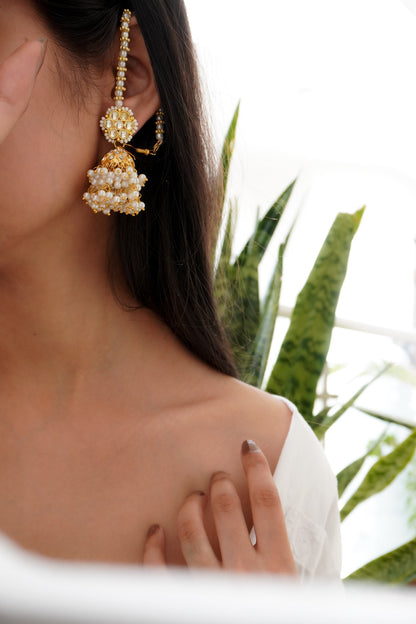 NoorBaali Kundan and Pearls Earrings