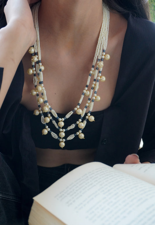 Ruhi Pearls Necklace