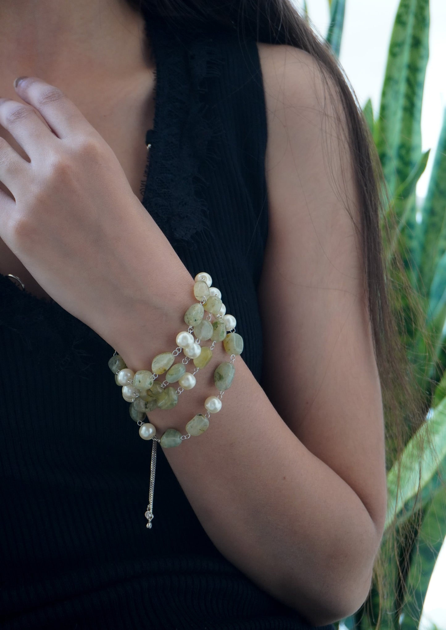 Nuraa Jade and Pearls Bracelet