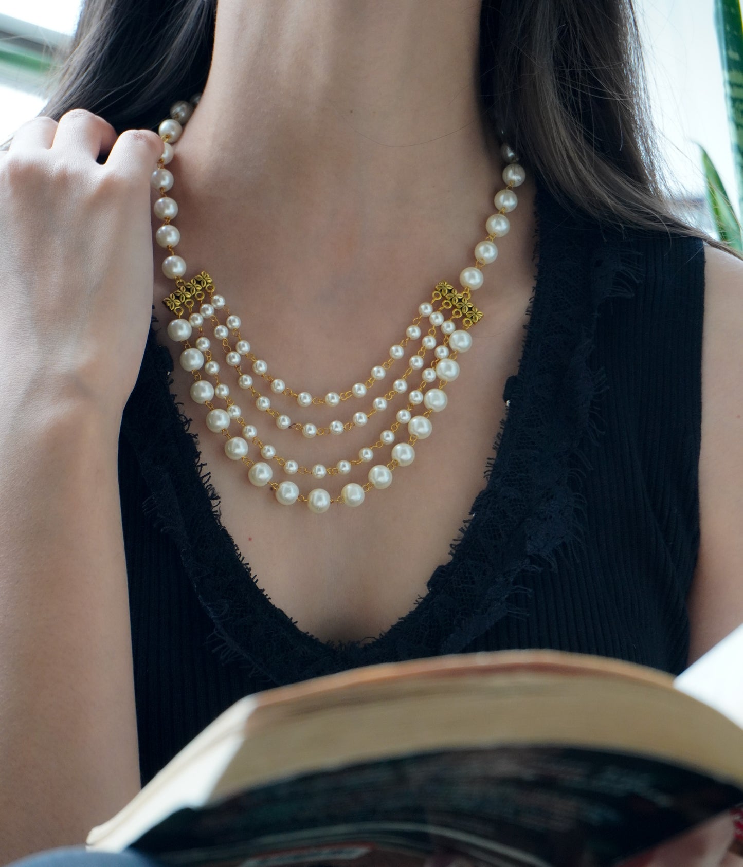 Samisha Pearls Necklace