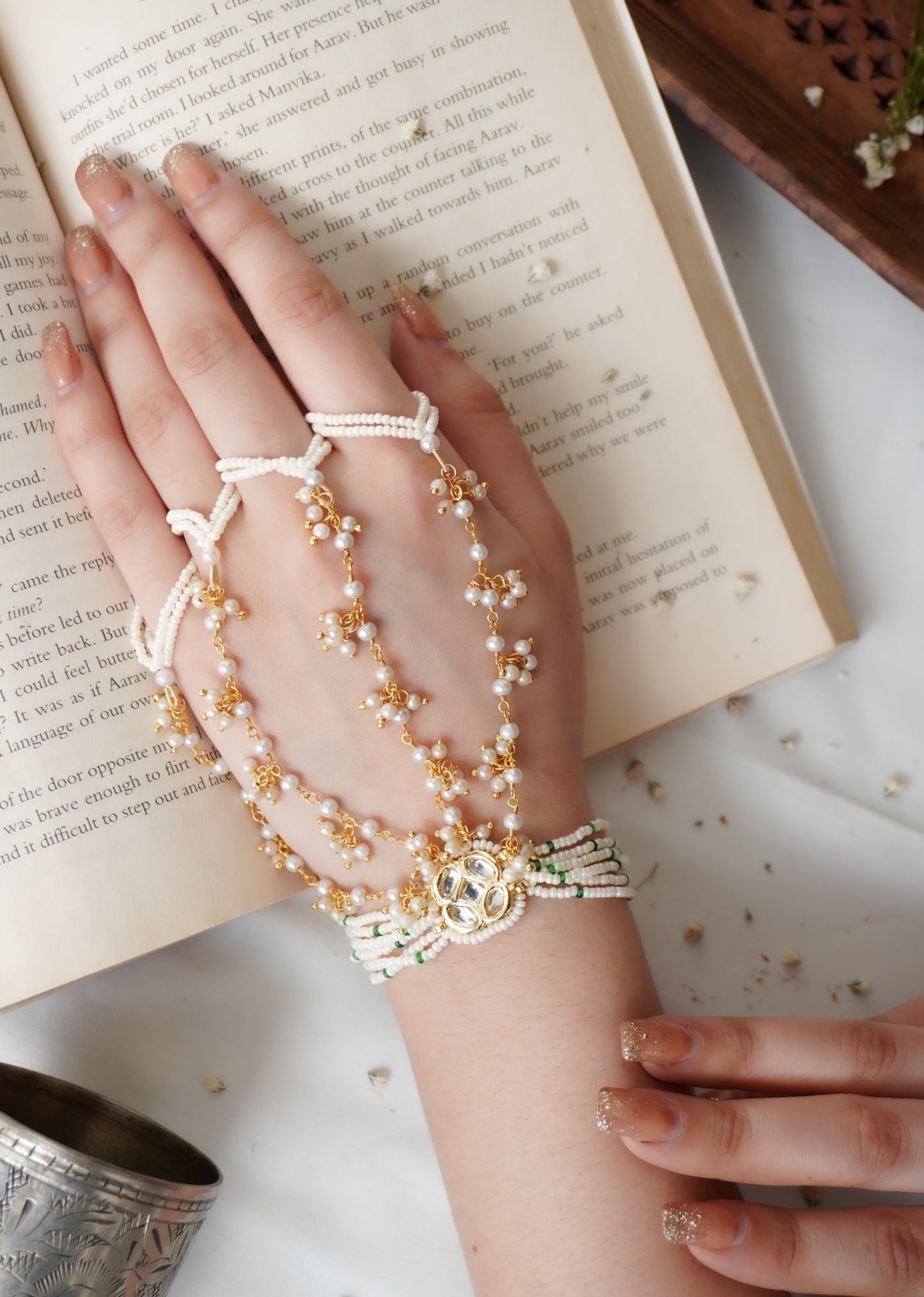 Rohini Kundan & Pearl Hath Phool