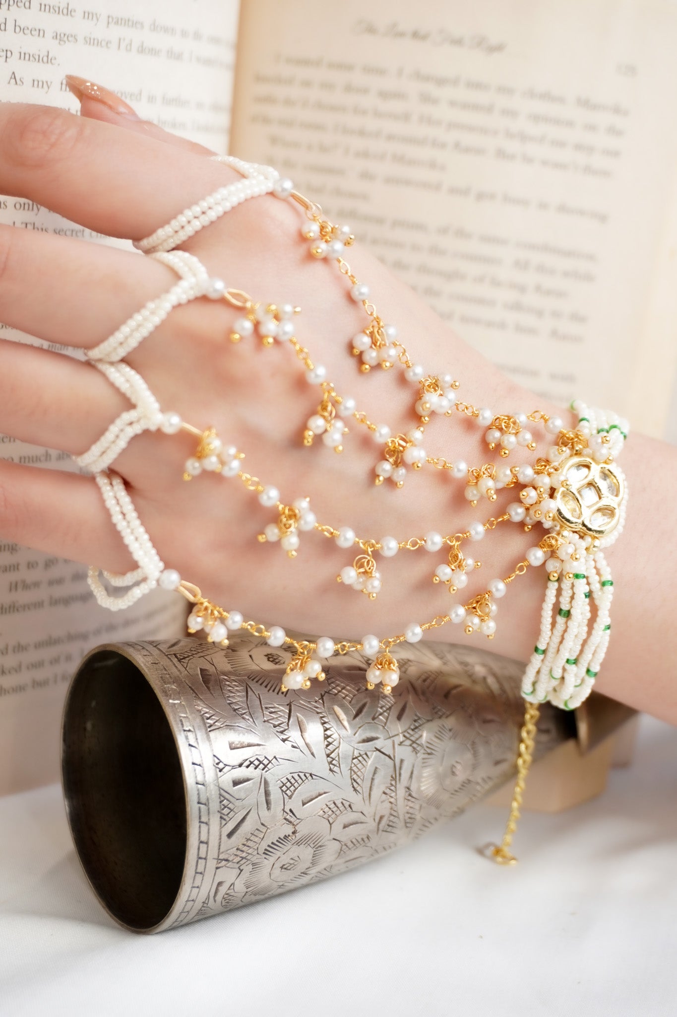 Rohini Kundan & Pearl Hath Phool