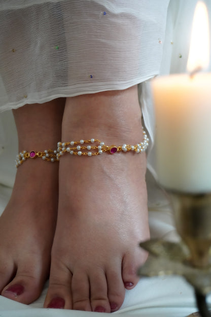 Samisha Pearl Layer Anklets