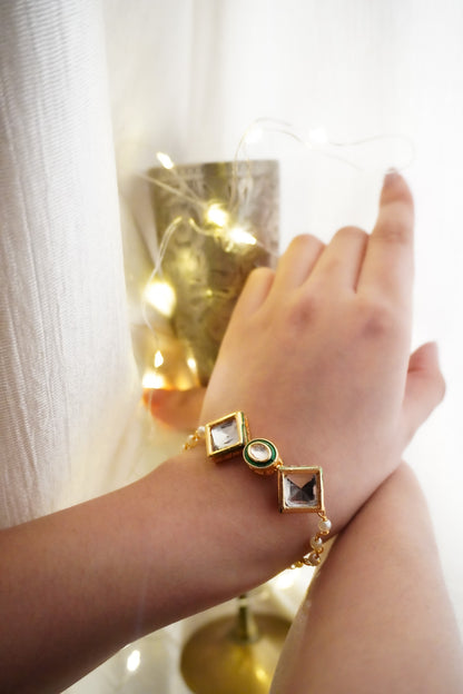 Tejasvi kundan bracelet