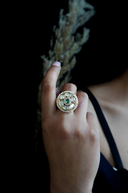 Vasantika kundan ring